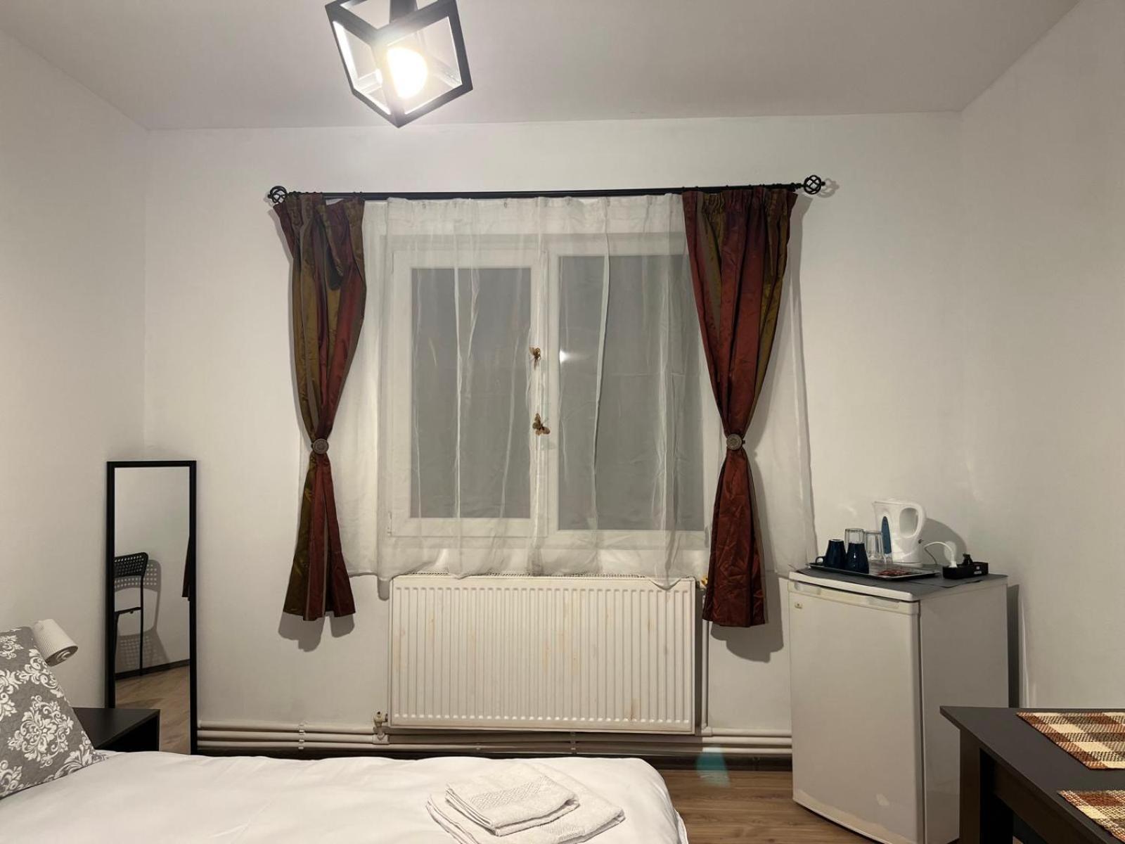 Steve Rooms Iasi Exterior foto